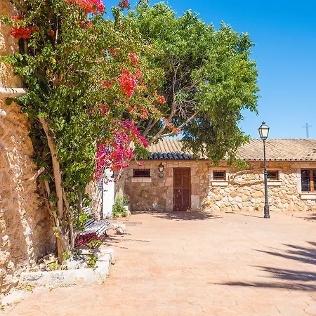 Cap De Bou By Alquilair Bauernhof