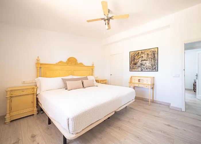 Cap De Bou By Alquilair Séjour à la ferme