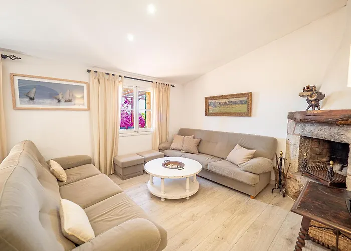 Cap De Bou By Alquilair Séjour à la ferme