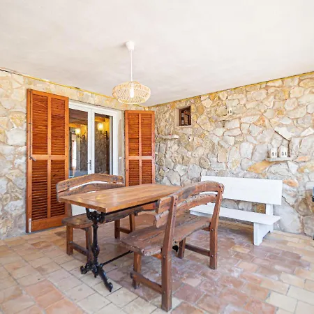 Can Cap De Bou By Alquilair Farm stay *