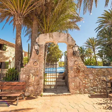 Cap De Bou By Alquilair ファームステイ